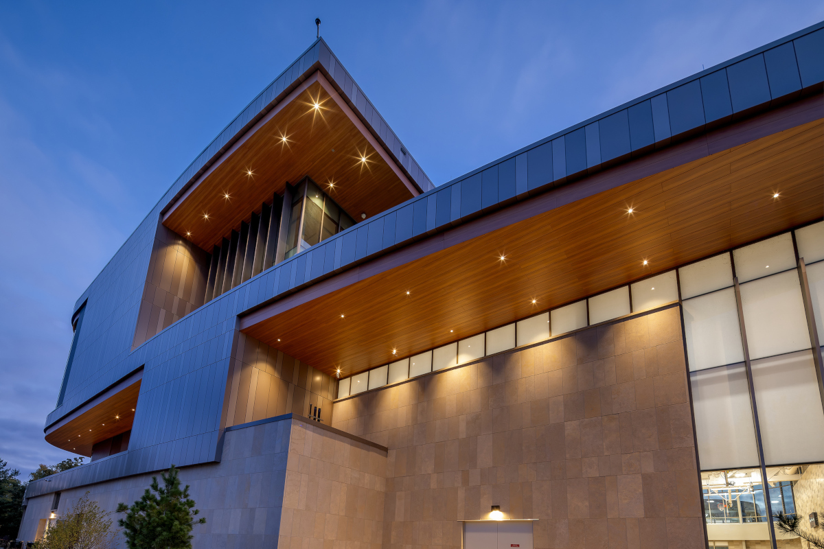 Paradigm and Mosaic Bring Dynamic Control to University Wellness Complex